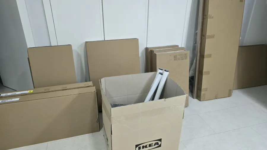 아산 IKEA 가구 조립 — 베스토 거실장·노르들리 서랍장·책상, 2026년 5월 사례 — 현장 사진 1