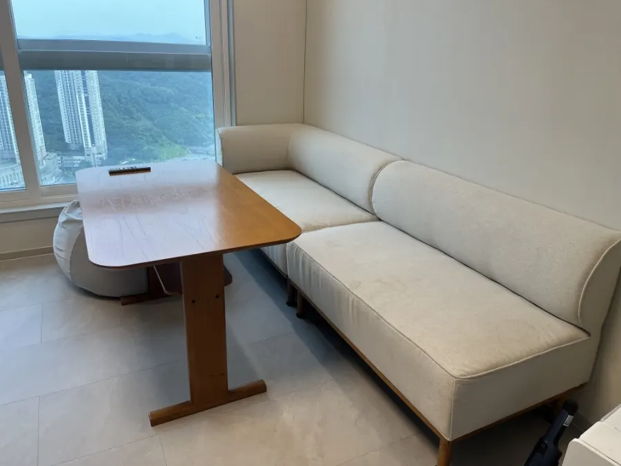 아산 가구 이전설치 — 오피스텔에서 아파트로, 에이스 퀸 침대, 2026년 8월 사례 — 현장 사진 3