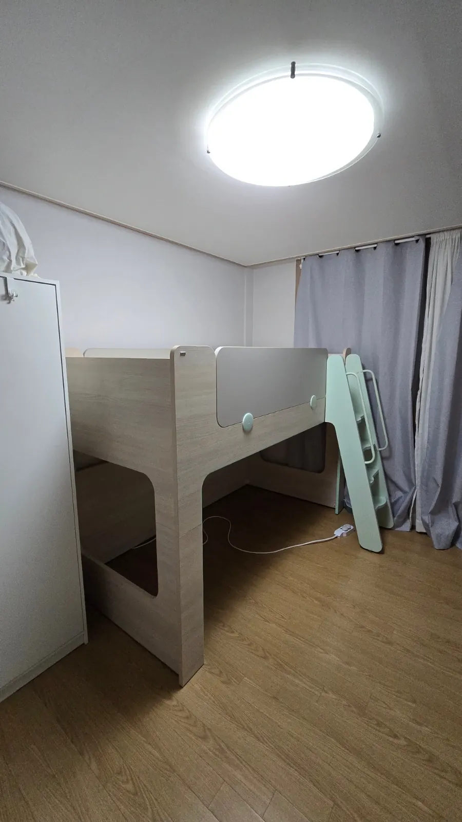 판매자 댁에 있던 일룸 캐빈 벙커침대.