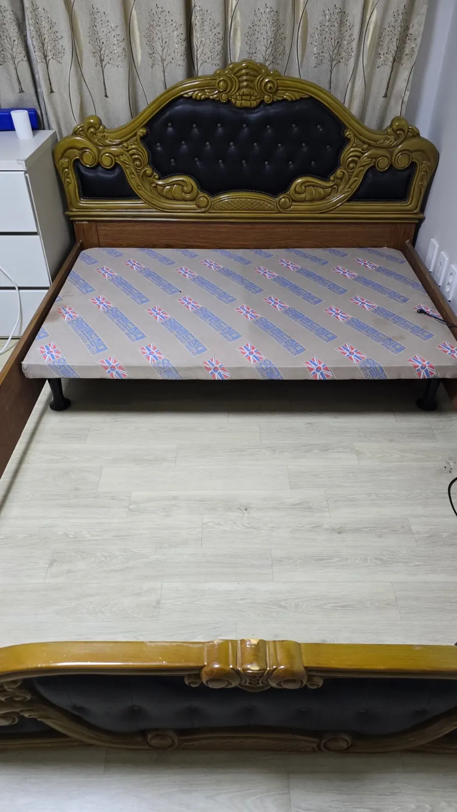 석재를 들어내자 드러난 받침 구조.