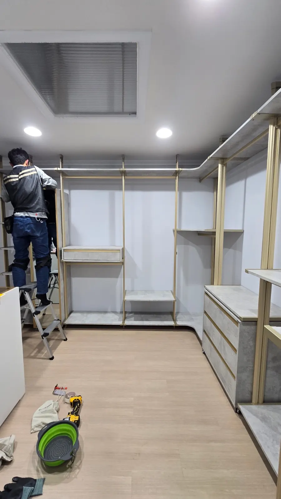 대전 월평동→도안동 시스코프 시스템행거 이전설치 — 복층 구조, 2026년 4월 사례 — 현장 사진 3