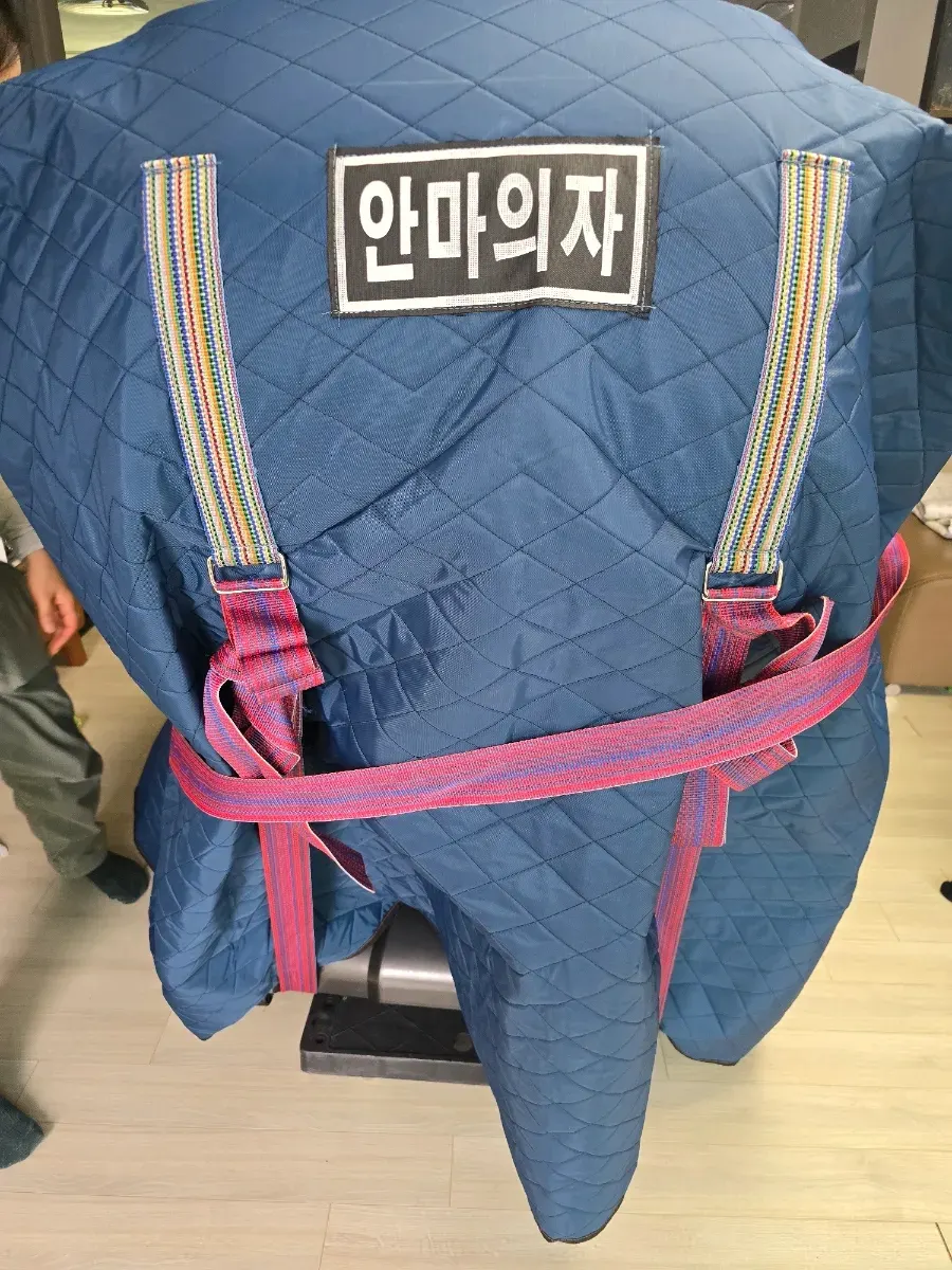 당진 바디프랜드 팬텀 이전설치 · 기존 의자 배출 — 2025년 8월 사례 — 현장 사진 2