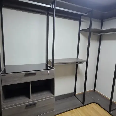동탄 한샘 시스템행거 재설치 — 두 방에 나눠 재구성, 2026년 8월 사례