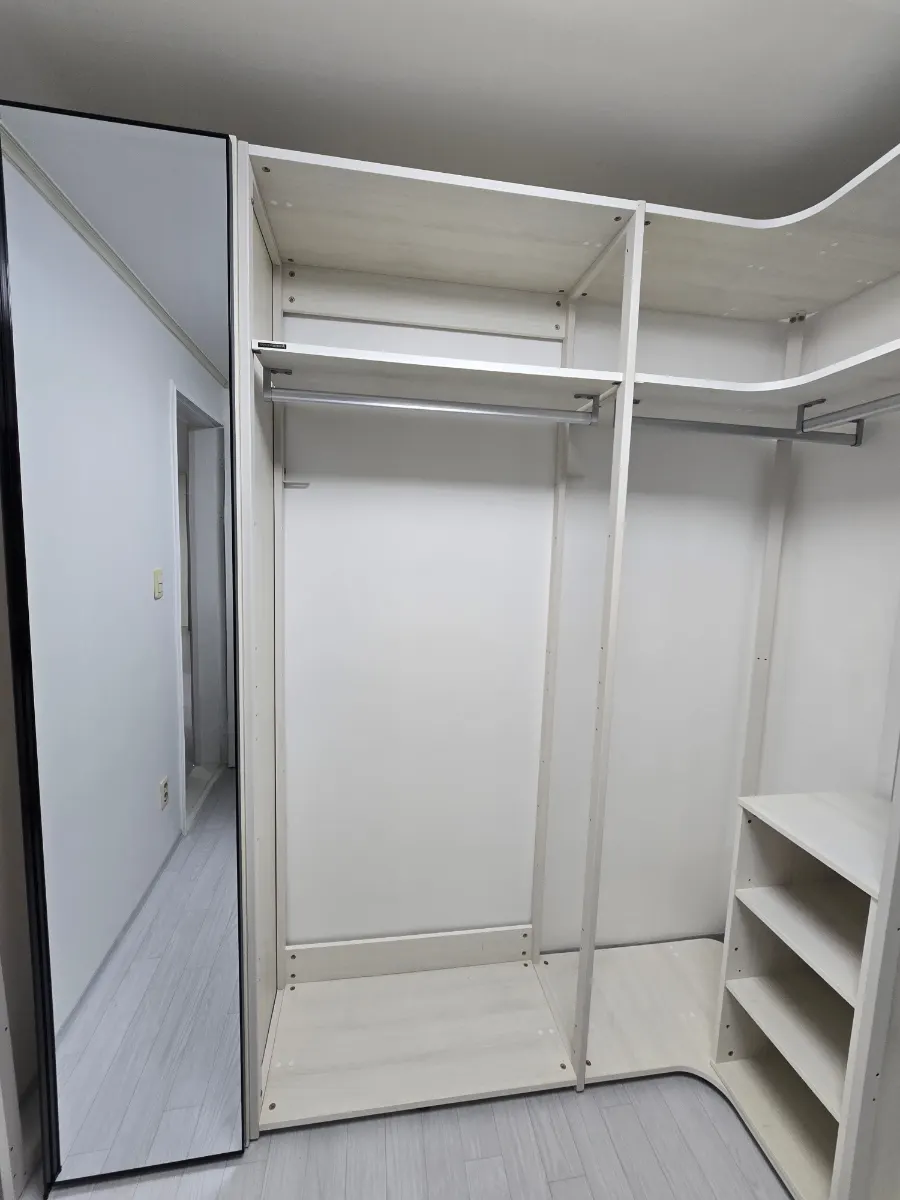 평택 동삭동 한샘 시스템행거 이전설치 — ㄱ자·거울 수납장, 중고 구매, 2026년 1월 사례 — 현장 사진 4