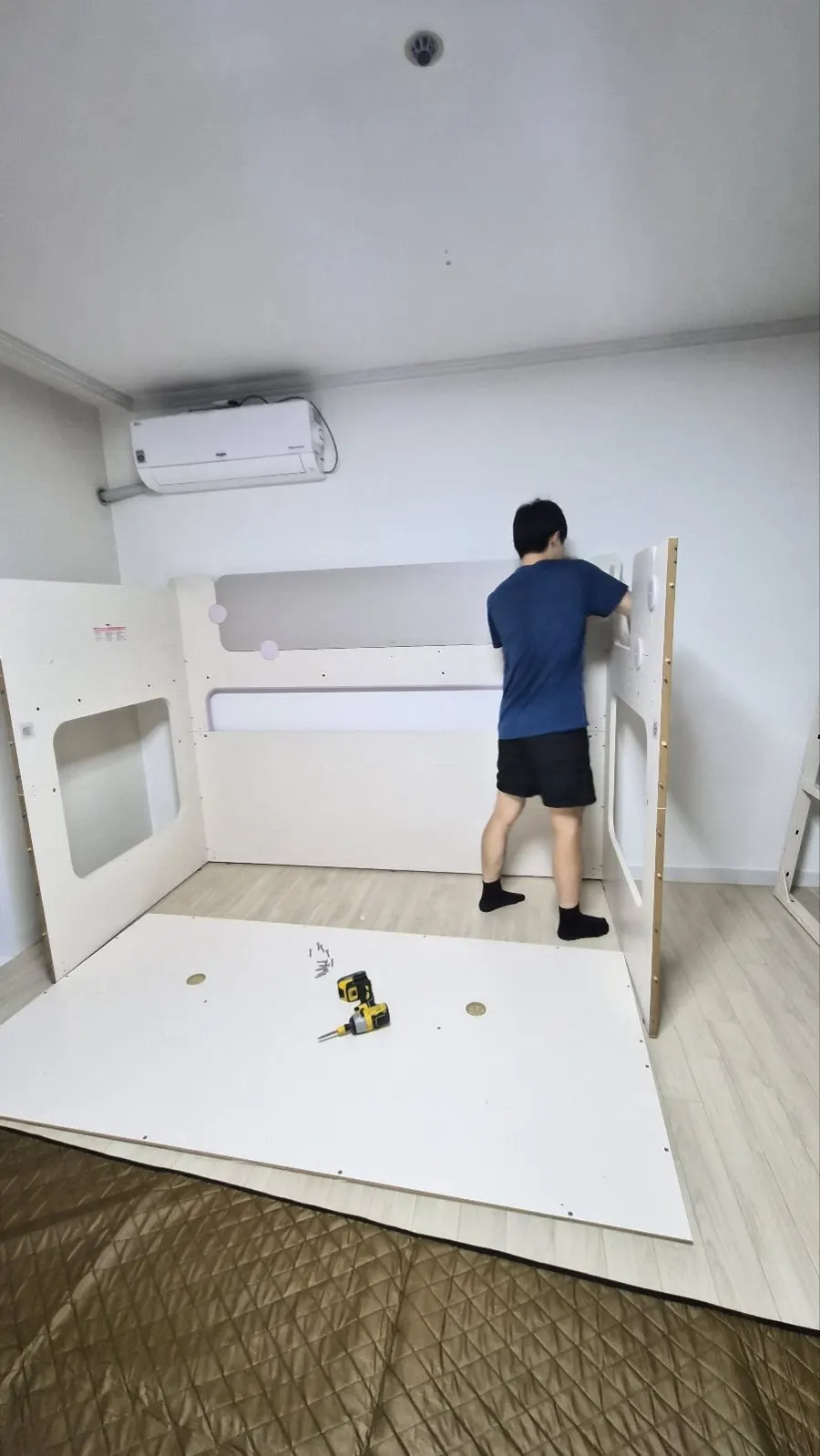 세종 일룸 캐빈 벙커침대 이전설치 — 중고 구매, 창가 배치, 2026년 9월 사례 — 현장 사진 2