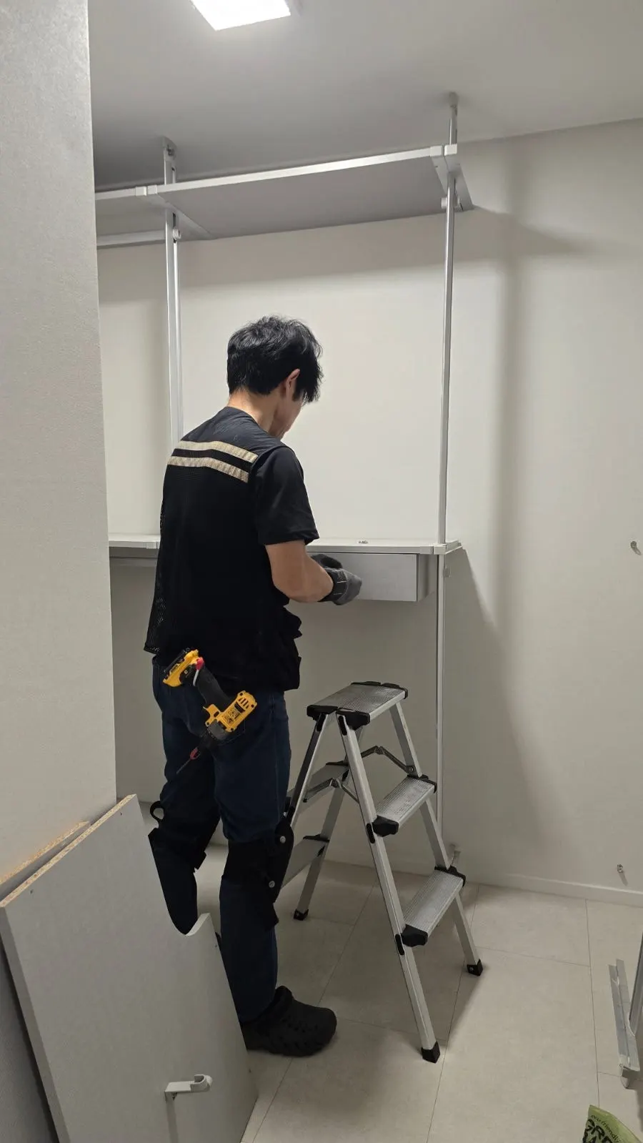 세종 소담동 시스템행거 재설치 — 인테리어 후 드레스룸·팬트리, 2026년 5월 사례 — 현장 사진 3