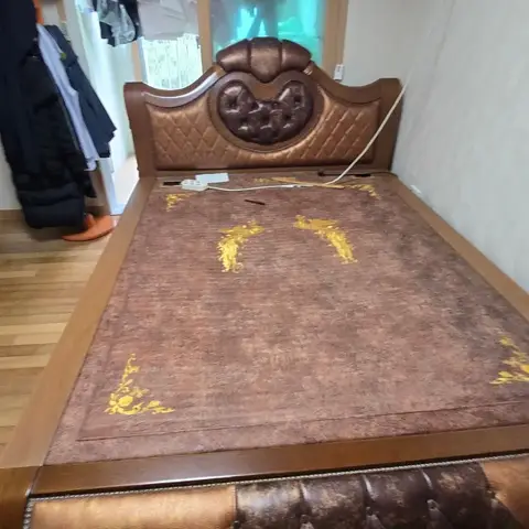 서산 황토 흙침대 해체·수거장 배출 — 새 침대 설치 전, 2026년 8월 사례
